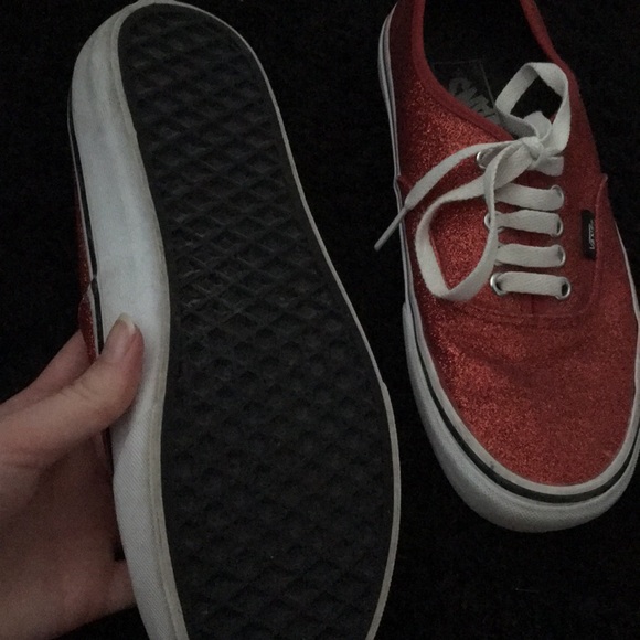 Vans - Picture 2 of 3